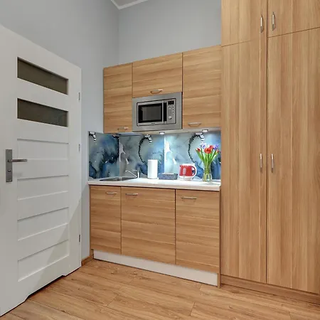 Проживание в семье Host Patio