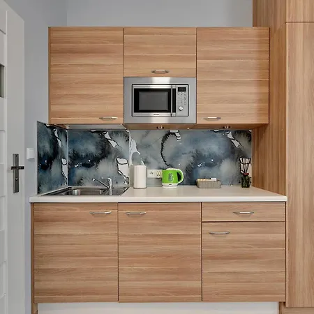 Host Patio בית אירוח סופוט