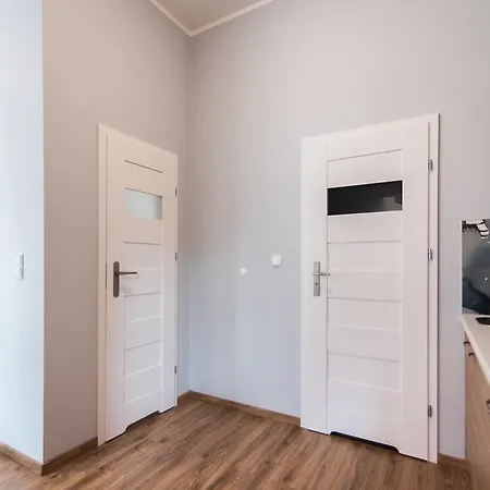 Host Patio סופוט