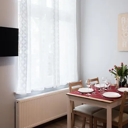 Privatunterkunft Host Patio *